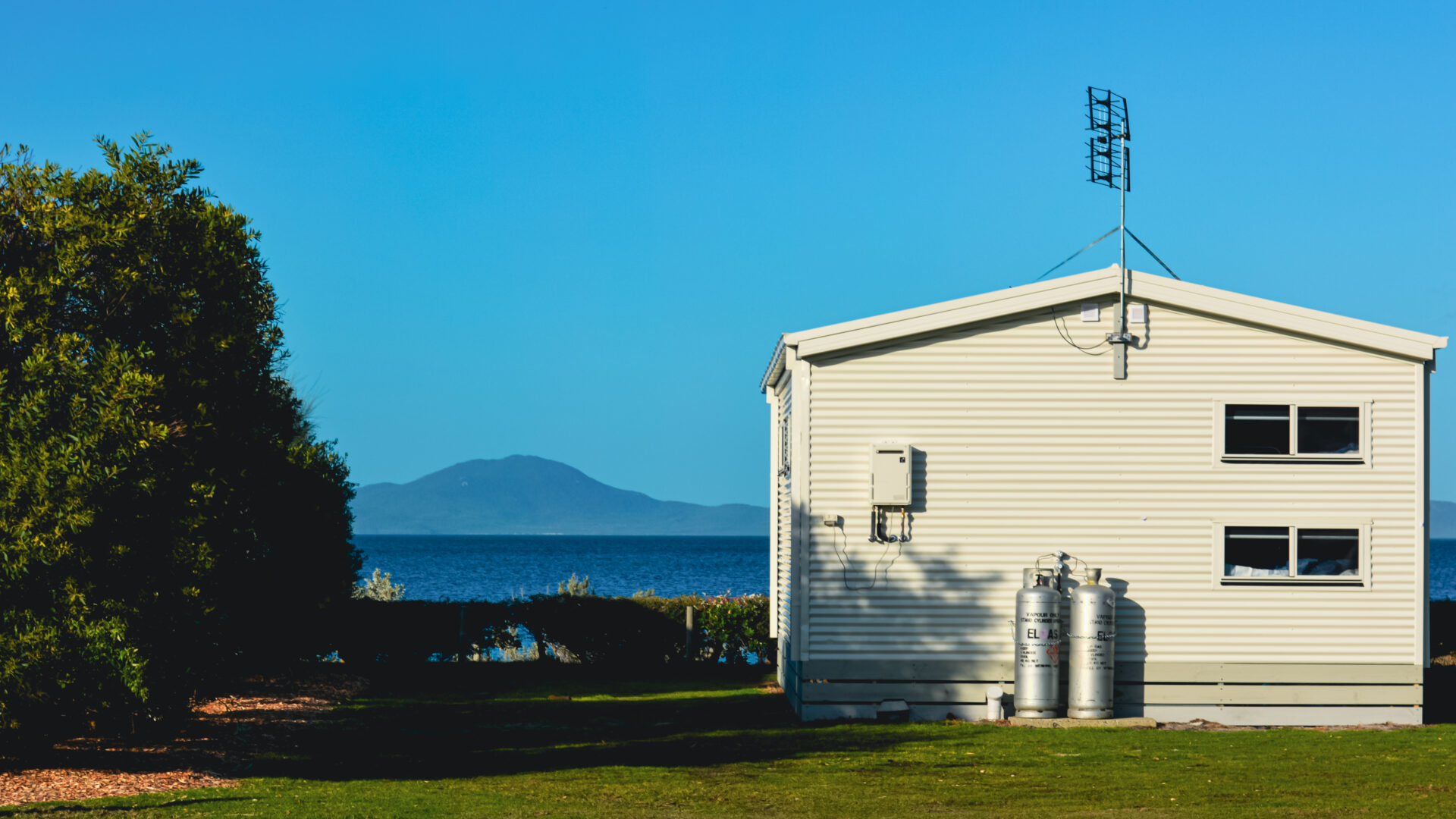 Beachside Cabin Exterior